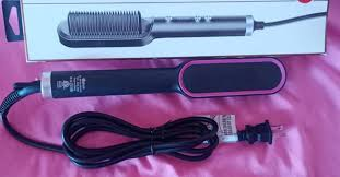 Review by Carolina Díaz